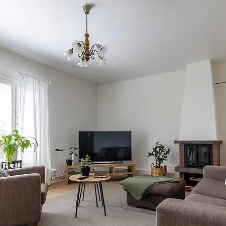 Apartament 3 Bedrooms House With Garden *
